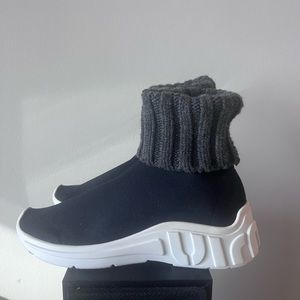 Miu Miu
ribbed slip-on sneakers